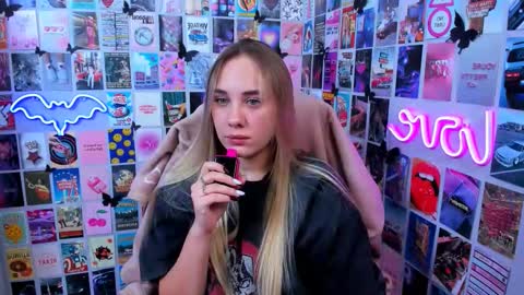 miamilas online show from October 2025 04:20:02 AM