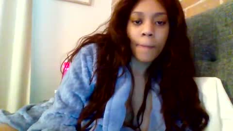 MiaMuffn online show from May 2026 08:36:01 PM
