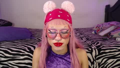 Snapshot of miancuntydoll chatting on January 2025 02:35:02 AM MianCuntyDoll online show from January 2025 02:35:02 AM