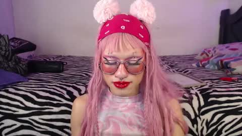 Snapshot of miancuntydoll chatting on January 2025 05:48:02 AM MianCuntyDoll online show from January 2025 05:48:02 AM