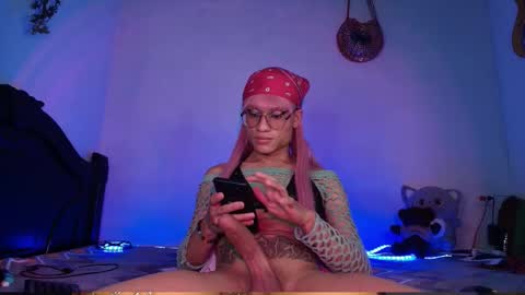 Snapshot of miancuntydoll chatting on November 2025 06:53:02 PM MianCuntyDoll online show from November 2025 06:53:02 PM