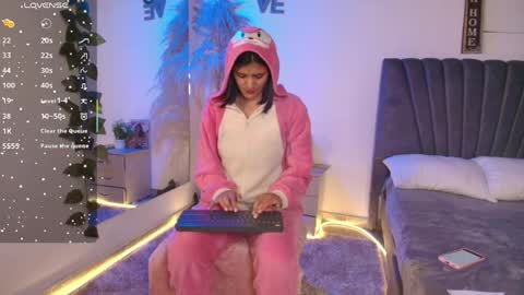 Snapshot of miaoconell chatting on April 2026 05:30:01 PM miaoconell online show from April 2026 05:30:01 PM