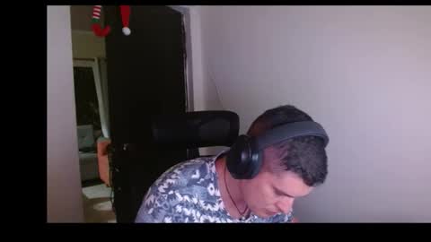 miaou_miaou online show from April 2026 11:38:01 PM