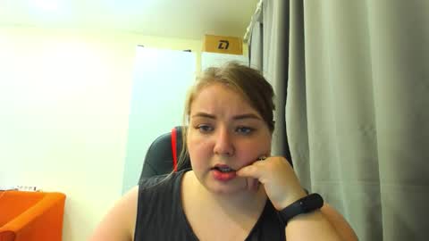 Snapshot of miapisa chatting on October 2025 03:57:02 PM miapisa online show from October 2025 03:57:02 PM