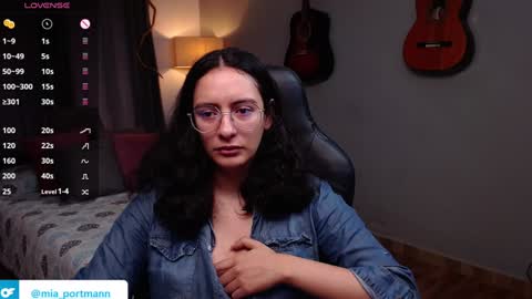 MIAPORTMANN online show from January 2025 02:55:01 PM