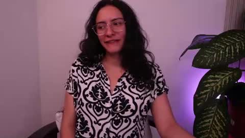 MIAPORTMANN online show from June 2026 03:25:01 AM