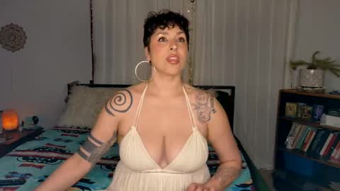 Snapshot of miariveraxxx chatting on April 2026 03:53:02 AM Mia Rivera online show from April 2026 03:53:02 AM