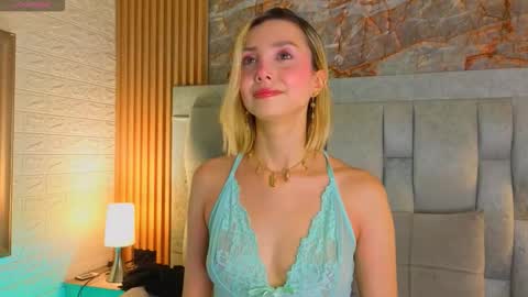 Snapshot of miaroldan chatting on March 2026 12:11:01 PM miaroldan online show from March 2026 12:11:01 PM