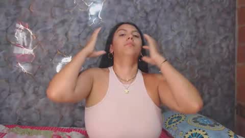 Snapshot of miarouse1531 chatting on December 2025 02:56:01 PM miarouse1531 online show from December 2025 02:56:01 PM