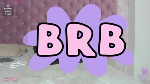 Mia  online show from January 2025 11:52:02 PM