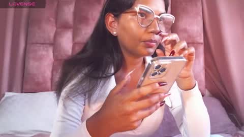 miasaandovaal 22 online show from January 2025 09:01:02 PM