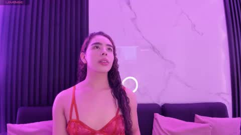 Snapshot of miascott5 chatting on October 2025 04:56:01 AM miascott5 online show from October 2025 04:56:01 AM