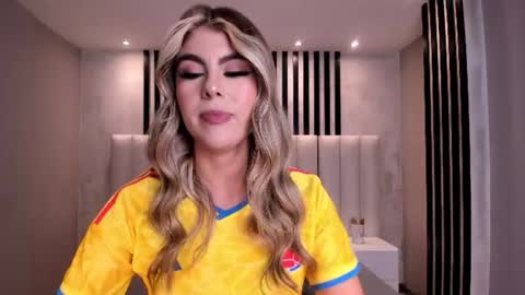 Mia Silva online show from June 2026 11:08:01 AM