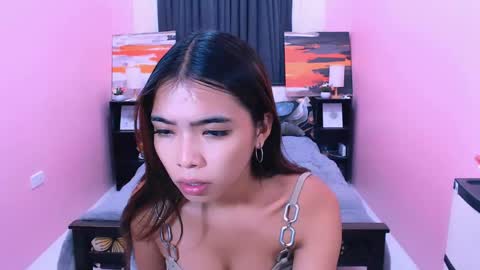 Pau and jence online show from April 2026 04:19:01 AM