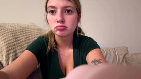 miasmith_001 online show from May 2026 02:20:02 AM