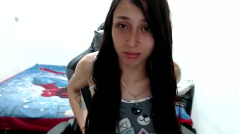 Snapshot of miasweet333 chatting on May 2026 01:12:01 AM mia online show from May 2026 01:12:01 AM