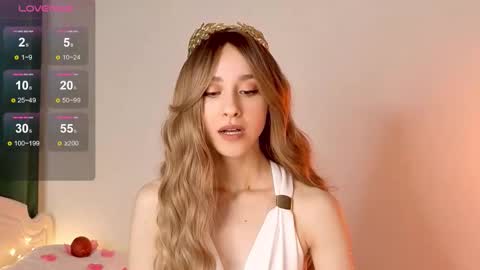 Mia online show from October 2025 07:10:02 AM