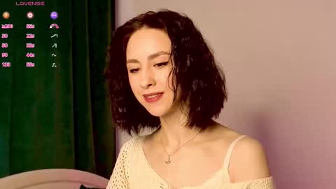 Snapshot of miasweetashoney chatting on December 2025 06:22:02 AM Mia online show from December 2025 06:22:02 AM