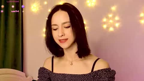 Snapshot of miasweetashoney chatting on December 2025 12:23:02 PM Mia online show from December 2025 12:23:02 PM