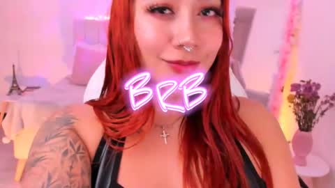 Snapshot of miathaylor chatting on May 2026 03:55:02 AM Mia Thaylor online show from May 2026 03:55:02 AM