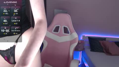 Snapshot of miatory chatting on November 2025 01:37:01 PM Sofia online show from November 2025 01:37:01 PM