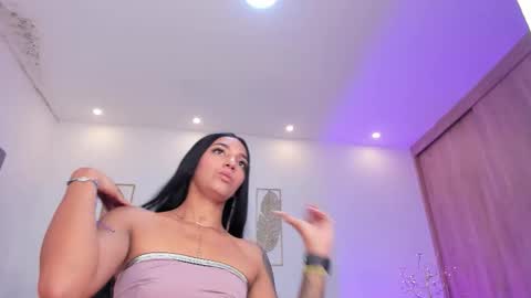 Mia Vegas online show from January 2026 08:23:01 PM