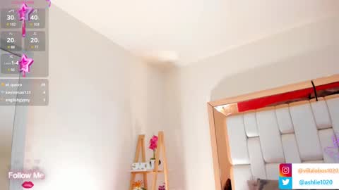 Snapshot of miavillalobos_ chatting on December 2024 08:01:02 PM Mia Villalobos online show from December 2024 08:01:02 PM