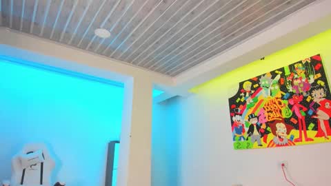 Mia Villalobos online show from November 2025 10:56:01 PM