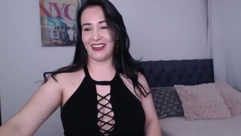 Mia Wilson online show from May 2026 03:12:02 AM
