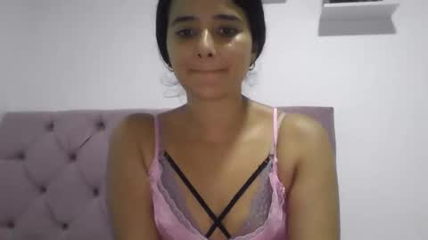 micaelamoreno18 online show from May 2026 05:15:01 AM