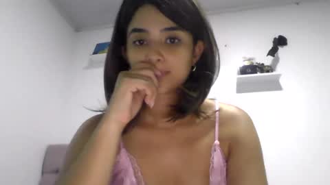 micaelamoreno18 online show from July 2026 04:43:02 AM