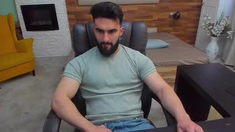 Snapshot of micahlane chatting on February 2026 06:14:02 AM MicahLane online show from February 2026 06:14:02 AM