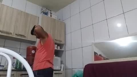 Snapshot of micarranox chatting on January 2025 08:39:01 PM micarranox online show from January 2025 08:39:01 PM