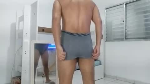 Snapshot of micarranox chatting on October 2025 02:08:02 AM micarranox online show from October 2025 02:08:02 AM