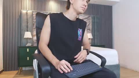 Michael online show from February 2026 07:36:01 PM