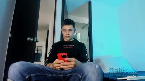 Snapshot of michael_boy88_ chatting on September 2025 09:03:02 PM Michael Boy online show from September 2025 09:03:02 PM