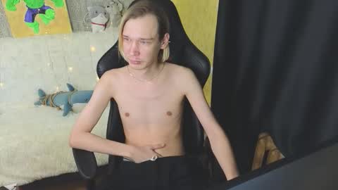 Snapshot of michael_danymans chatting on October 2025 11:08:02 AM Michael online show from October 2025 11:08:02 AM