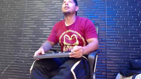 Snapshot of michael_daviss1 chatting on March 2025 05:00:02 PM Michael Daviss online show from March 2025 05:00:02 PM