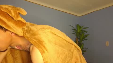 Michael online show from November 2025 08:40:01 AM