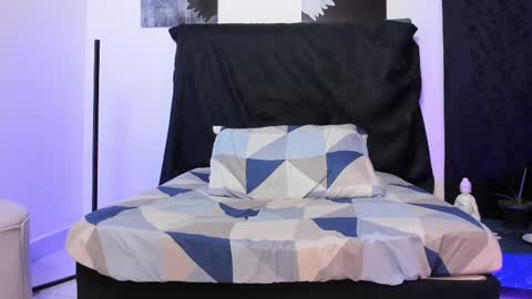 Snapshot of michael_ironlust_ chatting on September 2025 11:16:01 PM Michael online show from September 2025 11:16:01 PM