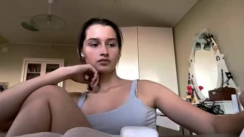 Snapshot of michael_pors chatting on October 2025 02:37:01 PM Emily online show from October 2025 02:37:01 PM