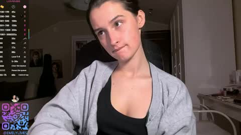 Emily online show from April 2026 06:10:02 PM