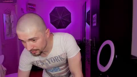 Snapshot of michael_wolfborn chatting on March 2025 03:12:02 PM Michael online show from March 2025 03:12:02 PM