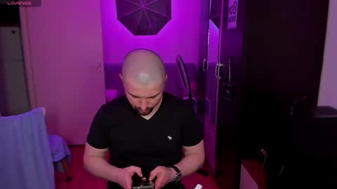 Snapshot of michael_wolfborn chatting on April 2026 05:24:01 PM Michael online show from April 2026 05:24:01 PM