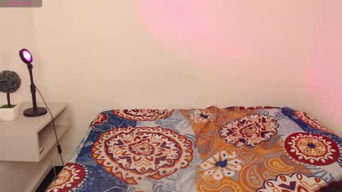 Michaela online show from December 2025 07:51:02 PM