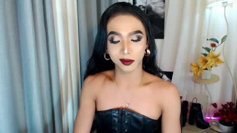 michaelagoddess online show from May 2026 05:18:02 PM