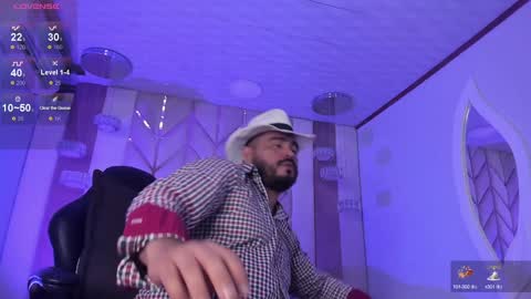 Snapshot of michaelbear_ chatting on December 2024 03:37:01 PM Michael online show from December 2024 03:37:01 PM