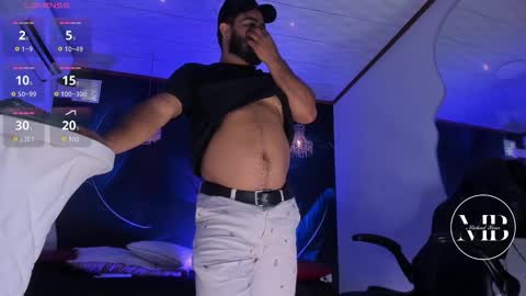 Snapshot of michaelbear_ chatting on November 2025 02:06:01 PM Michael online show from November 2025 02:06:01 PM