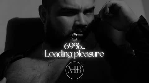 Snapshot of michaelbear_ chatting on November 2025 12:11:01 PM Michael online show from November 2025 12:11:01 PM