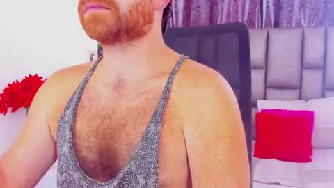 Michael  Contenido explcito online show from March 2025 09:25:02 PM